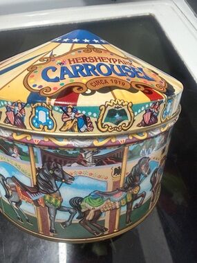 1996 Hershey Park Carrousel Decorative Carousel Tin Hometown Series #13